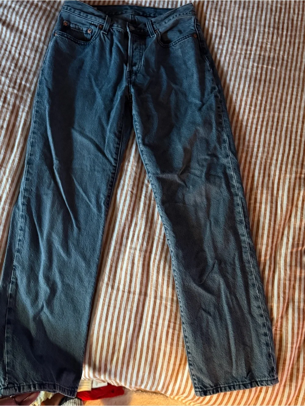 Levi's Women's Black Wash Straight Leg Jeans